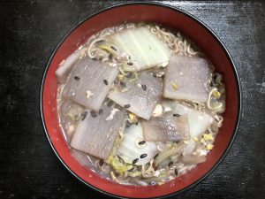 ポリフェノールラーメン（クロックティーラーメン）