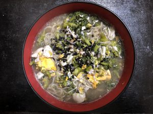 ポリフェノールラーメン（クロックティーラーメン）